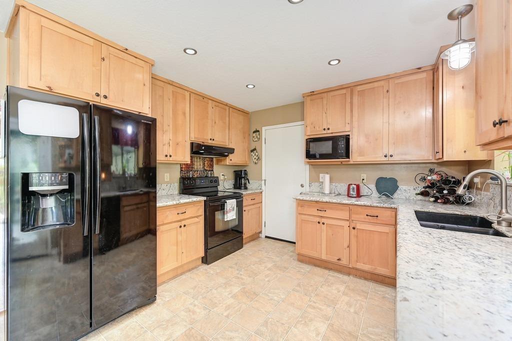 6664 Lindberg Avenue