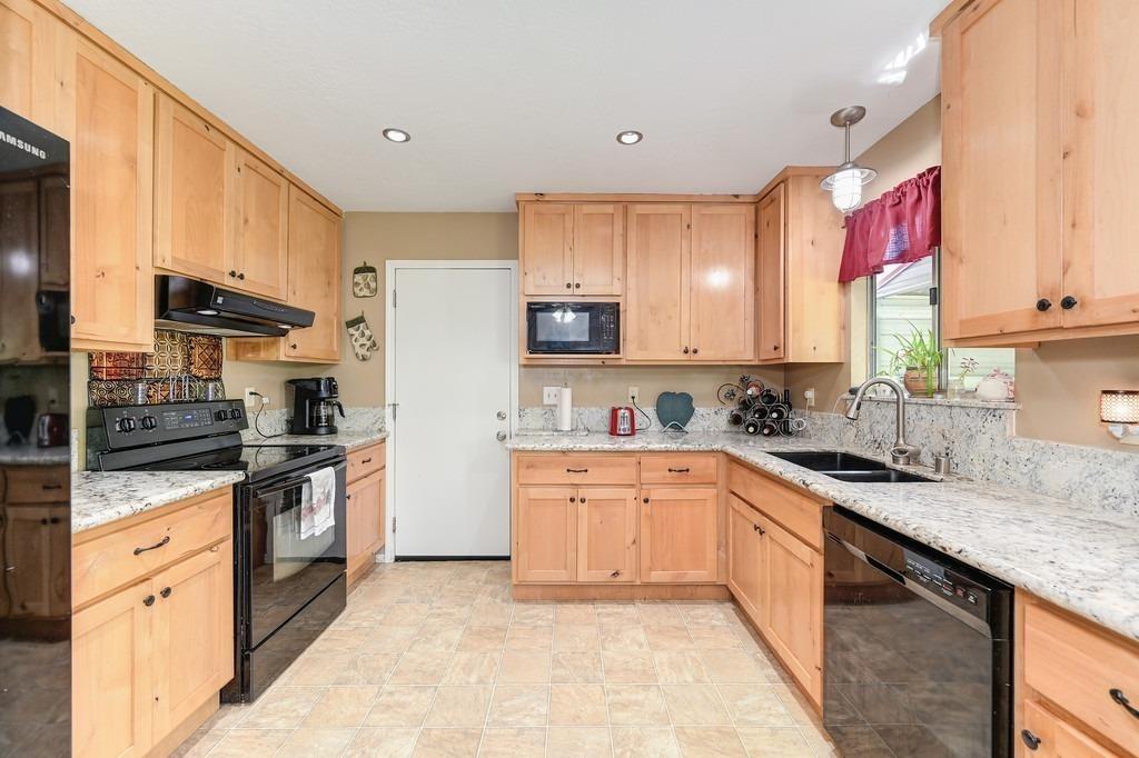 6664 Lindberg Avenue