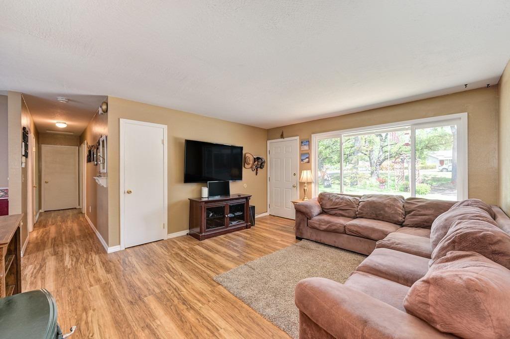 6664 Lindberg Avenue