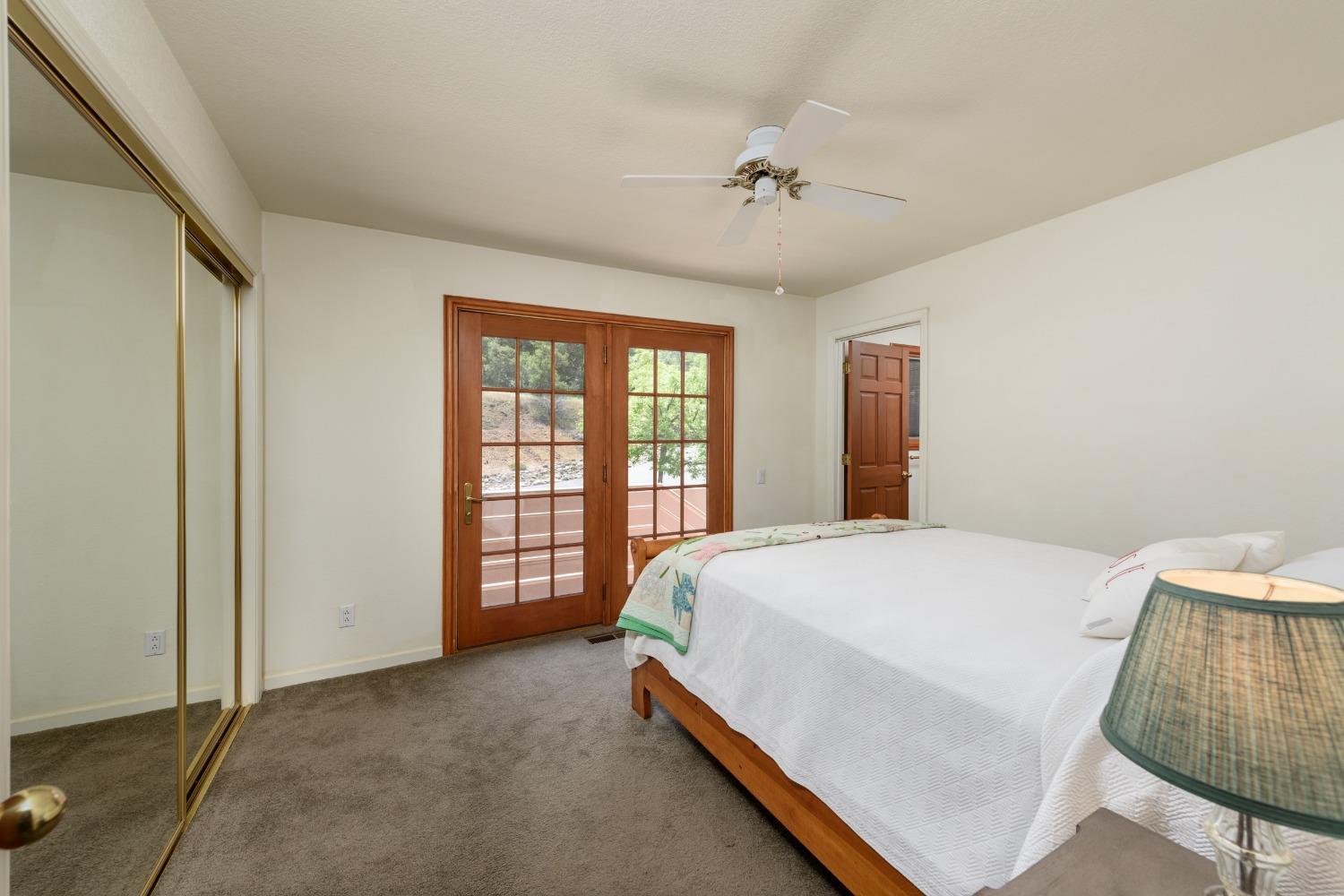 707 Kanaka Valley Road