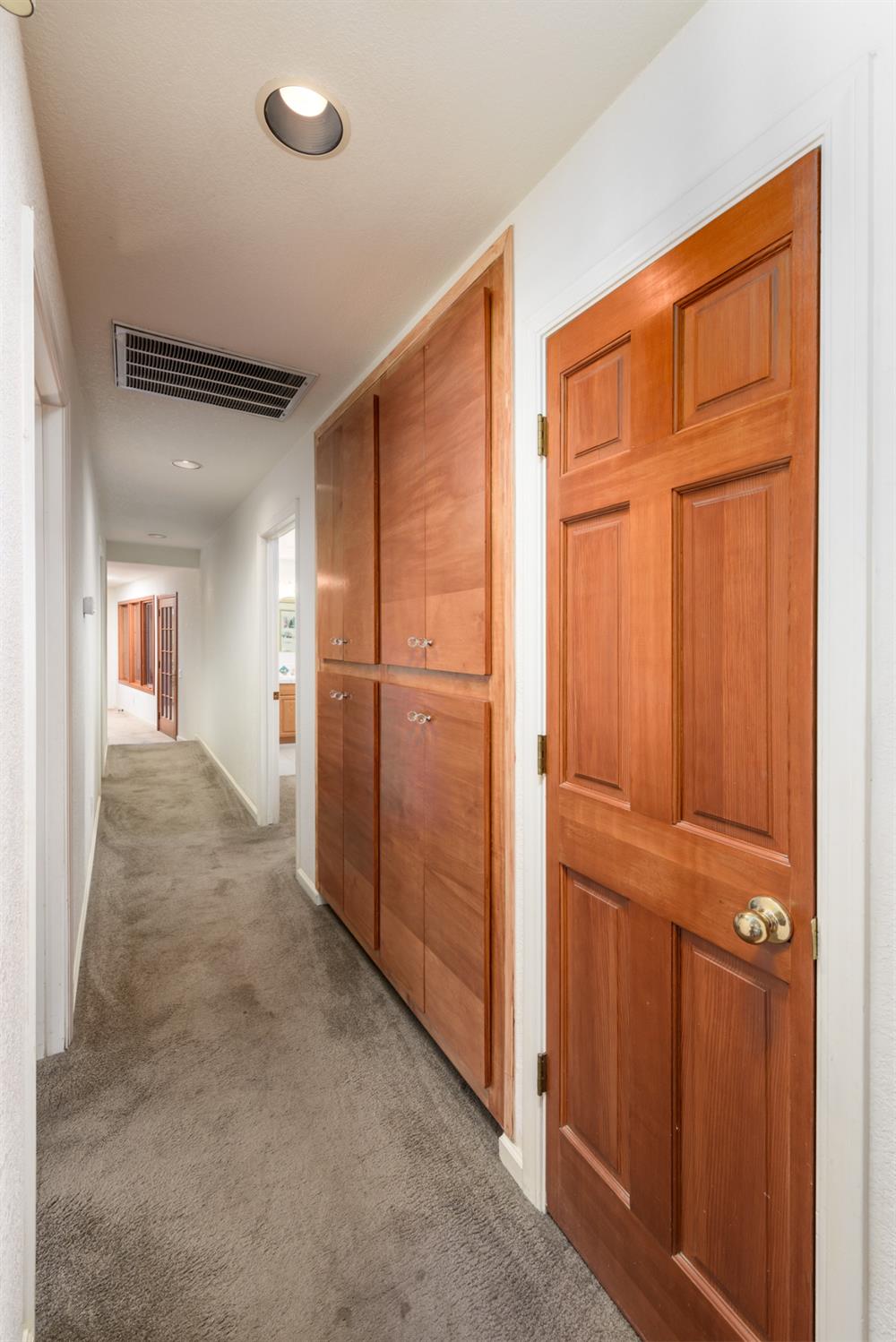 707 Kanaka Valley Road