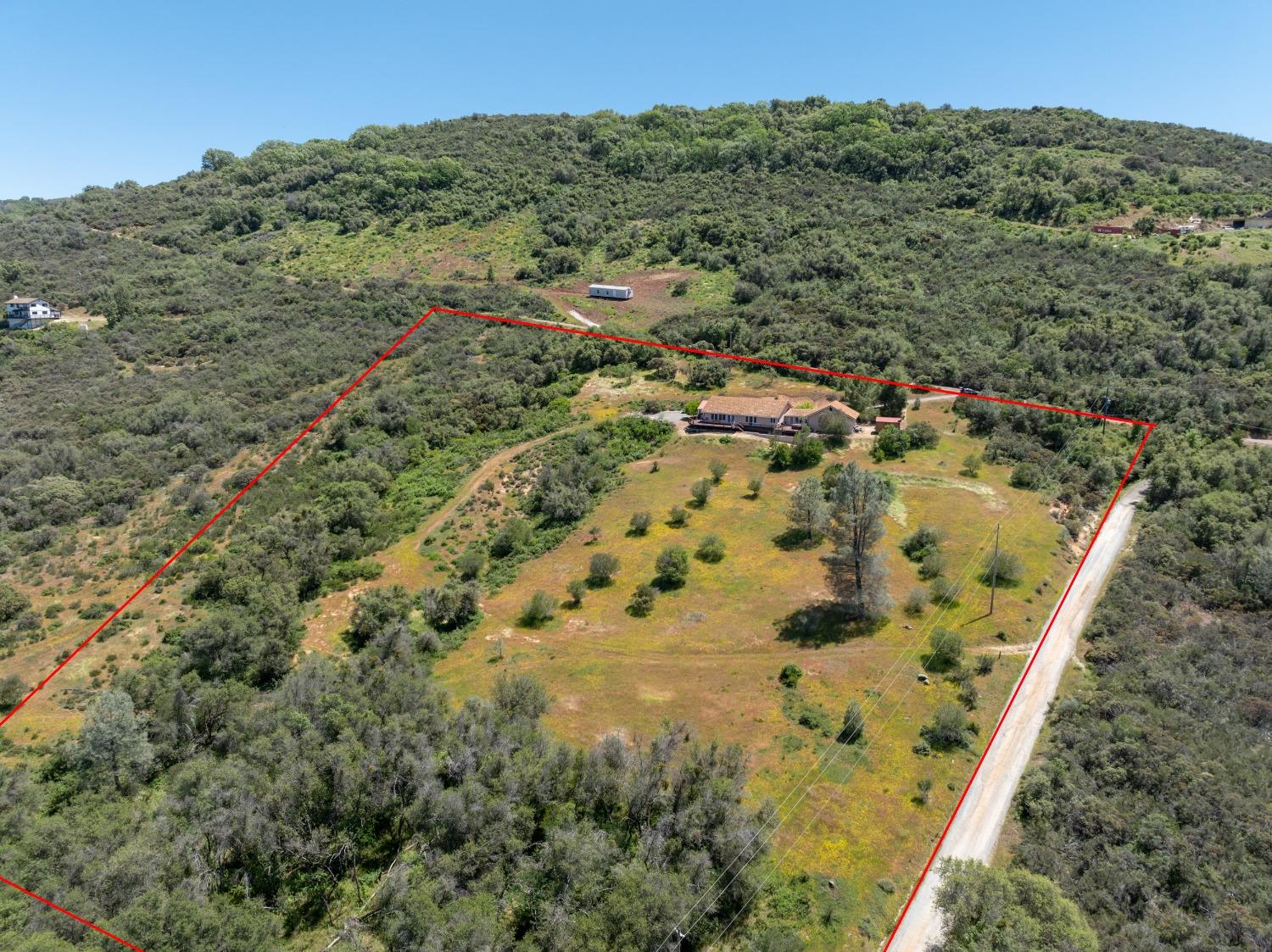 707 Kanaka Valley Road