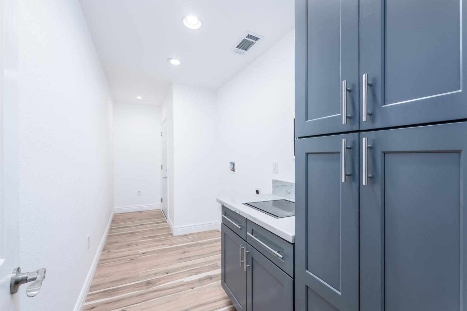 1968 Smith Flat Cemetery Road