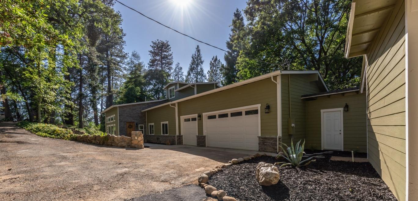 1968 Smith Flat Cemetery Road