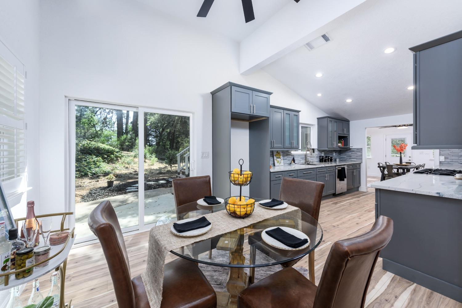 1968 Smith Flat Cemetery Road