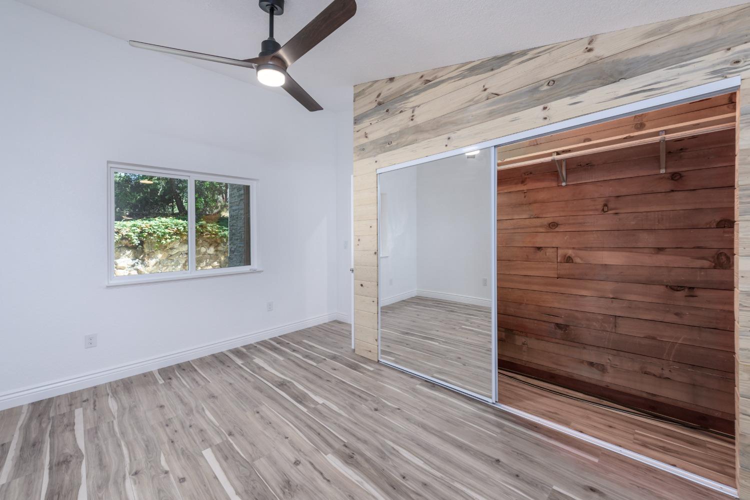 1968 Smith Flat Cemetery Road