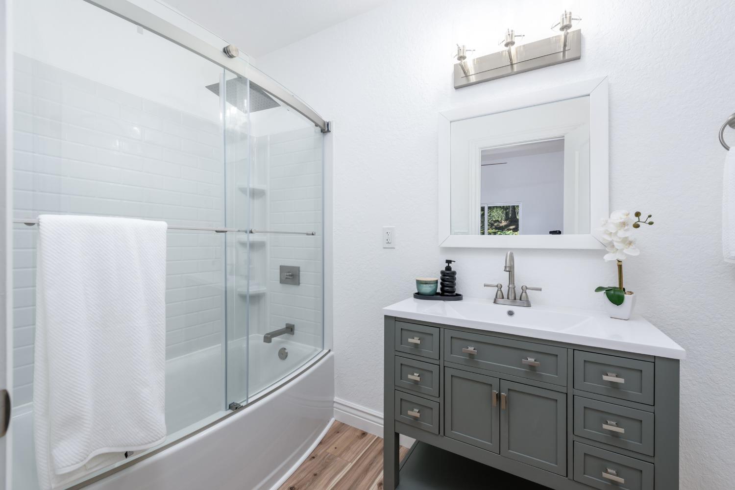 1968 Smith Flat Cemetery Road