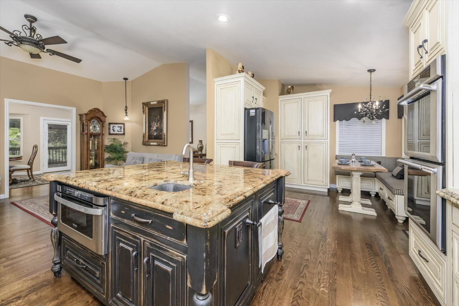 3341 Colina Court