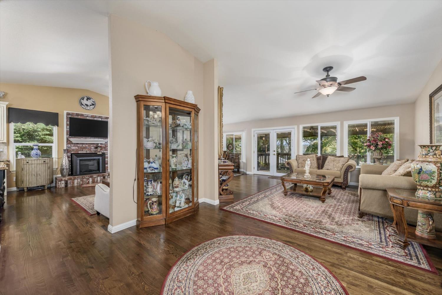 3341 Colina Court