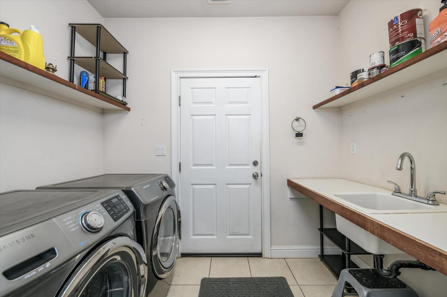 5180 Evergreen Drive