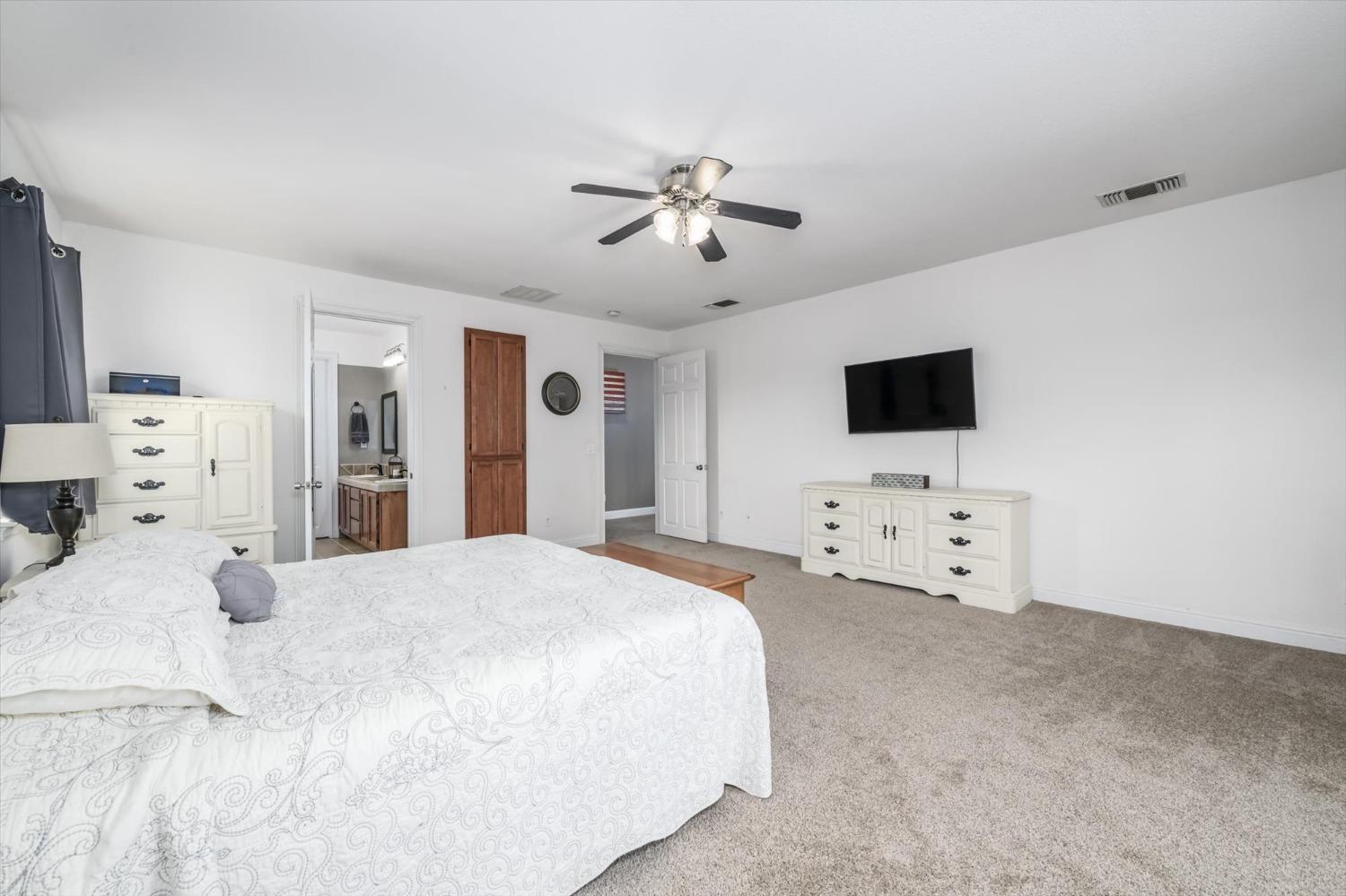 5180 Evergreen Drive