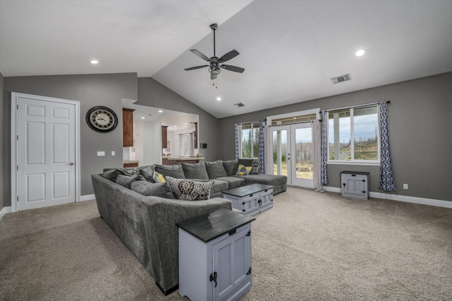 5180 Evergreen Drive