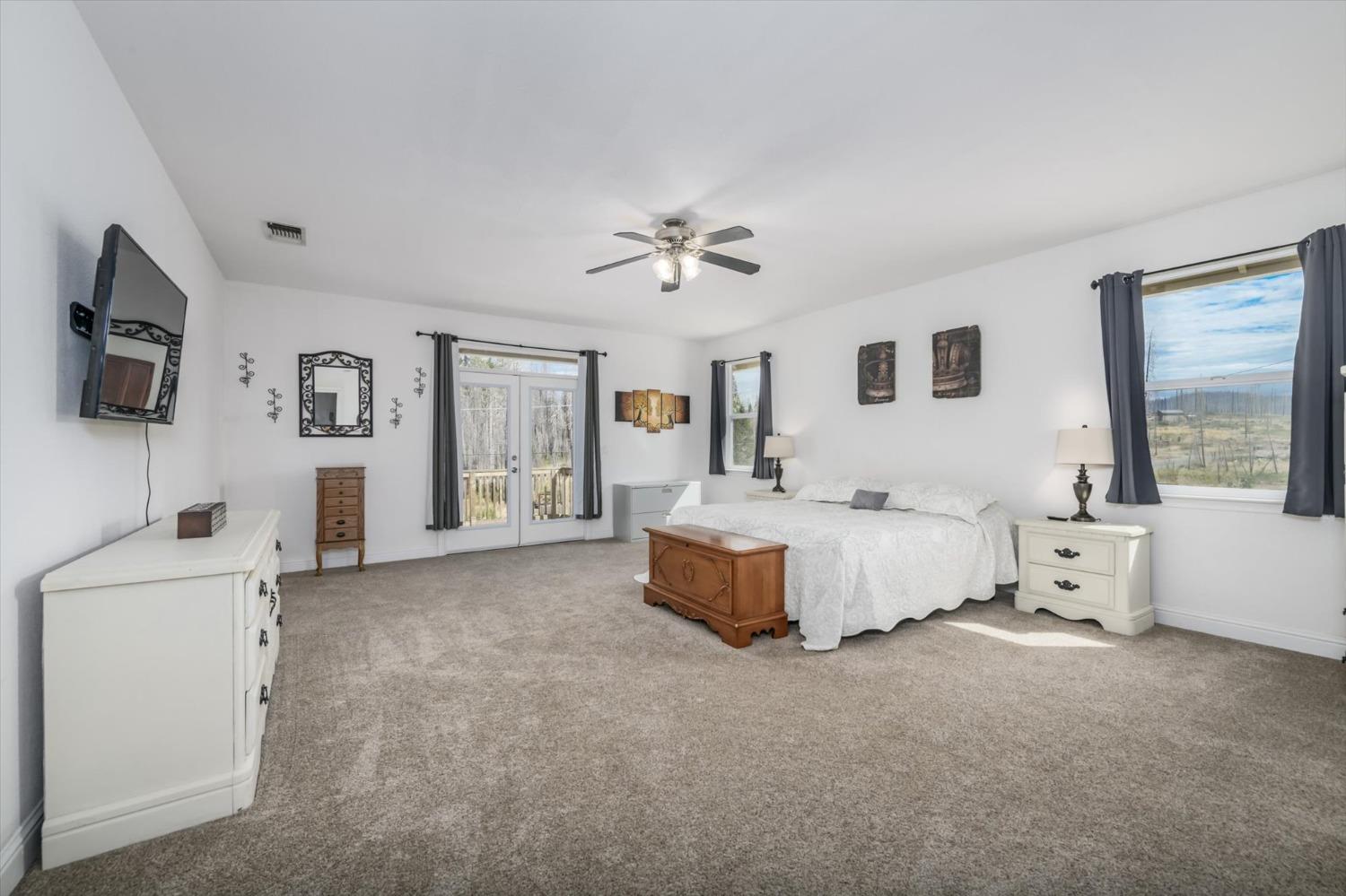 5180 Evergreen Drive