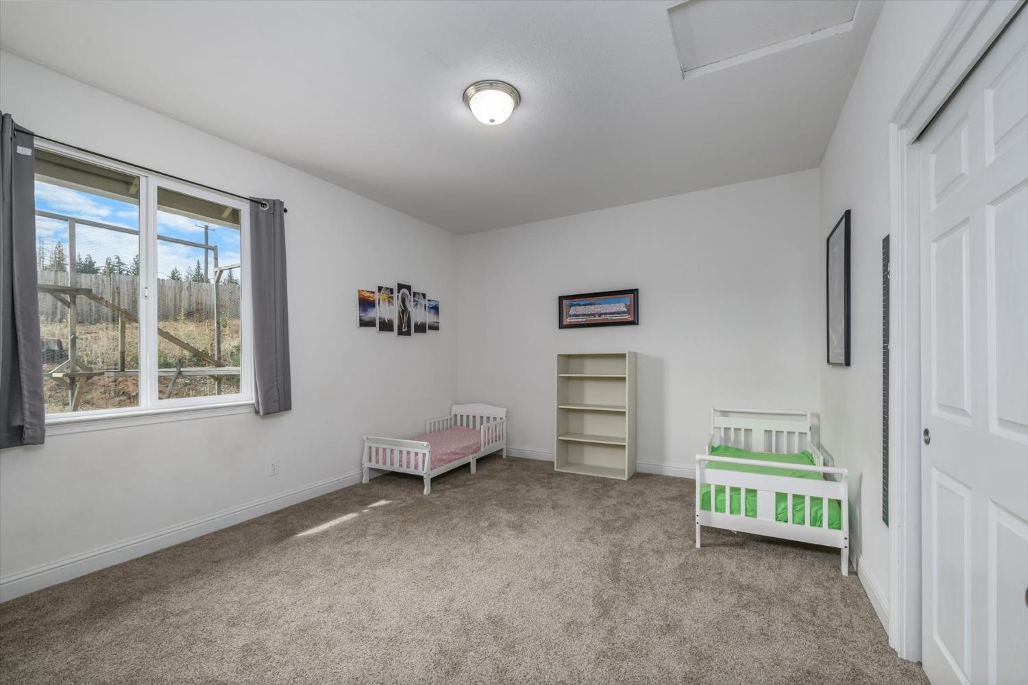 5180 Evergreen Drive