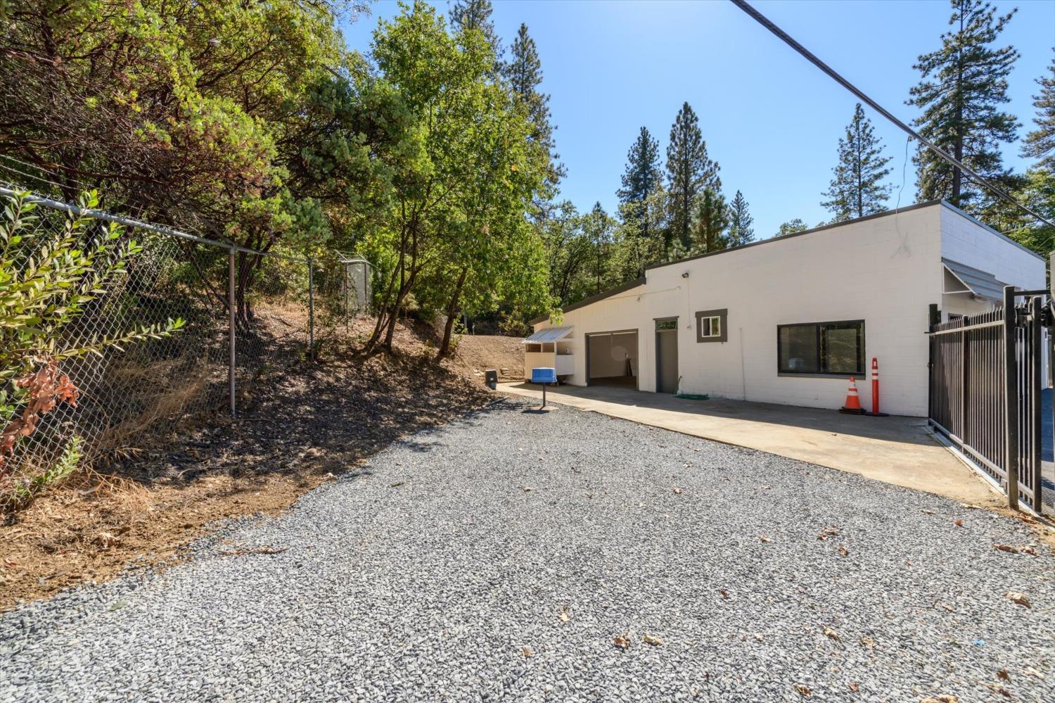 2310 Pleasant Valley Road