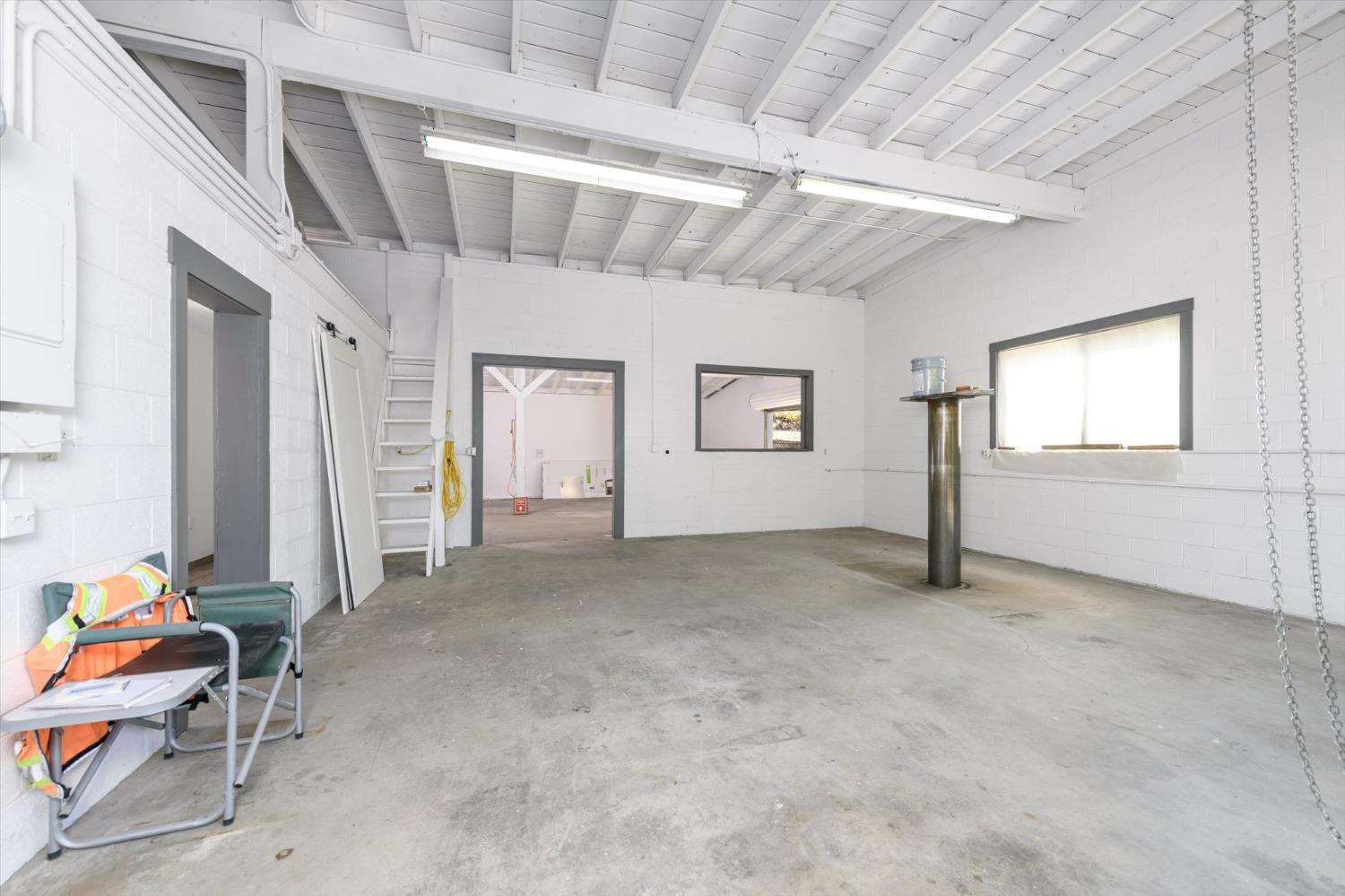 2310 Pleasant Valley Road