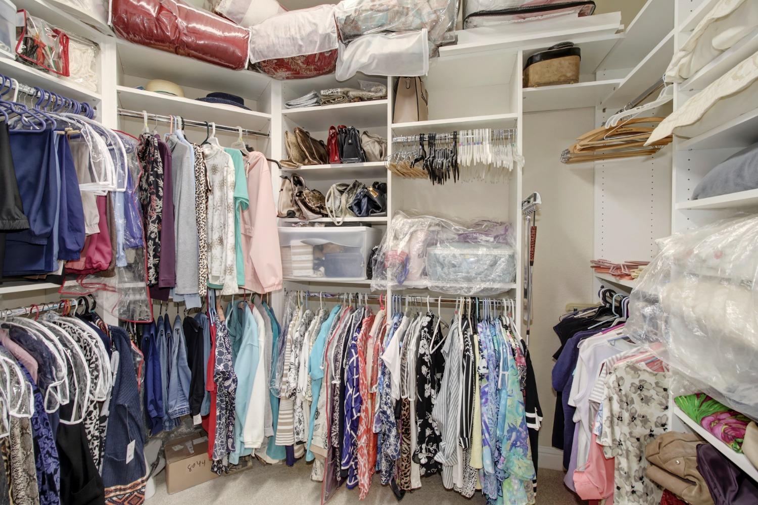 1062 Diamante Robles Court