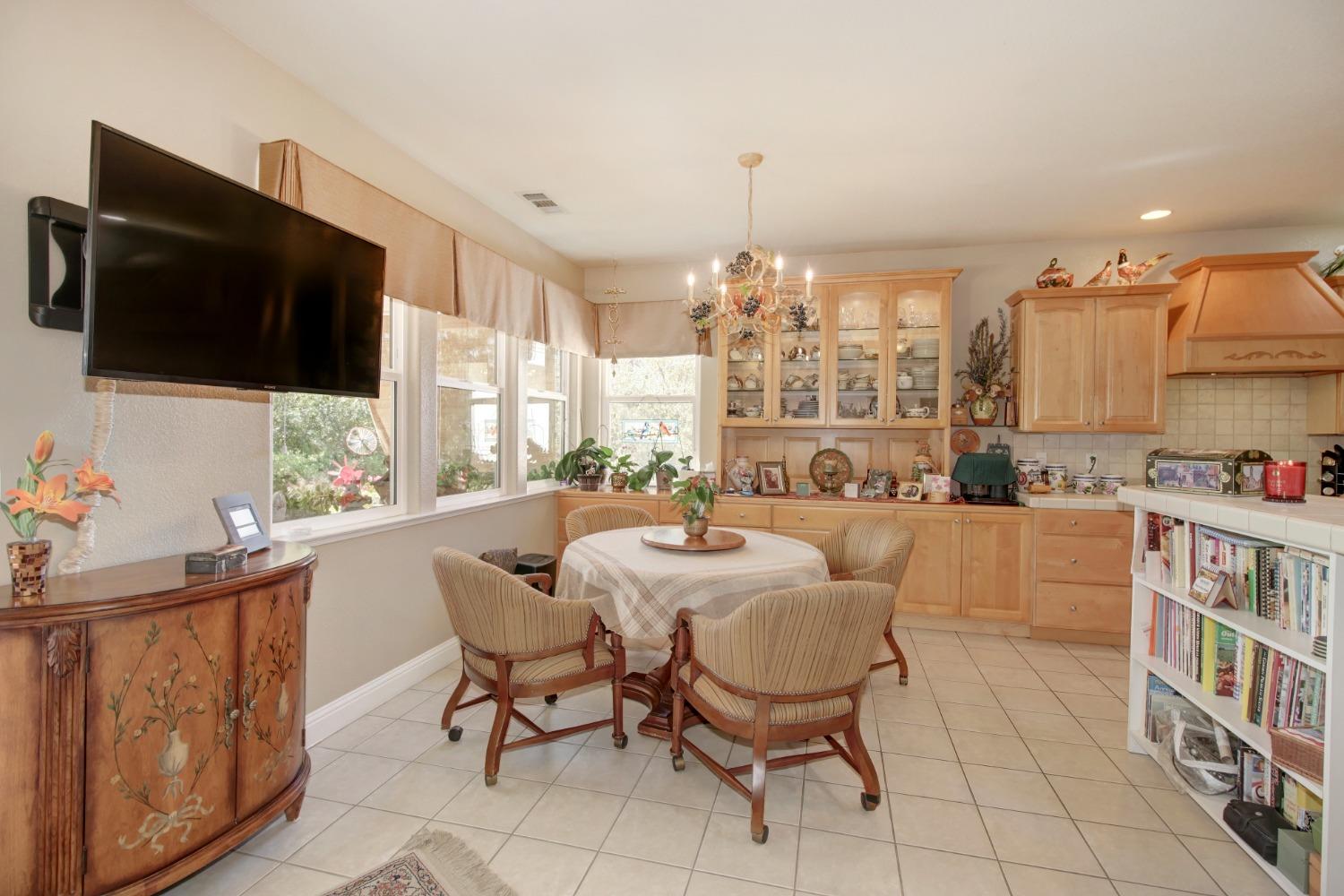 1062 Diamante Robles Court