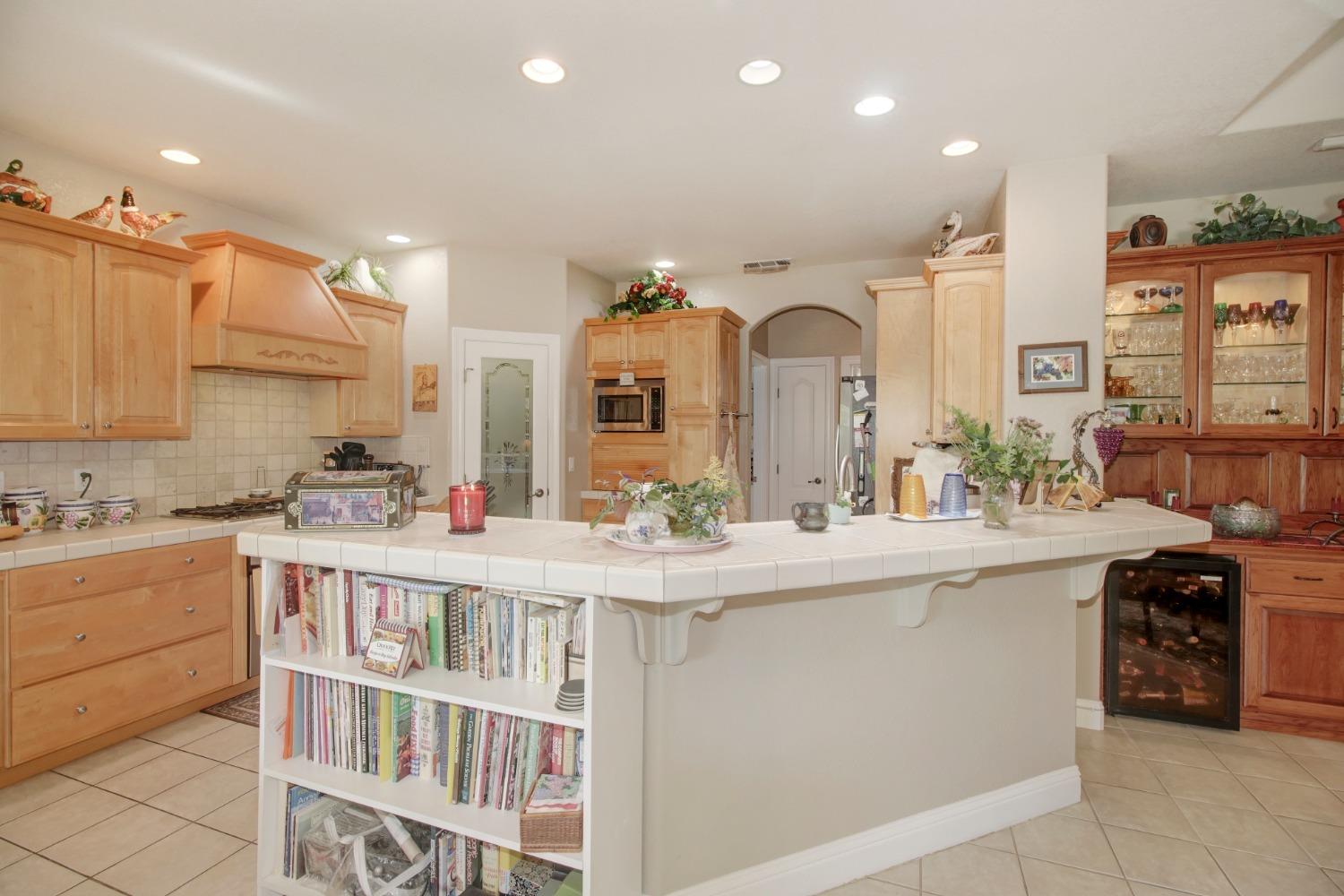 1062 Diamante Robles Court