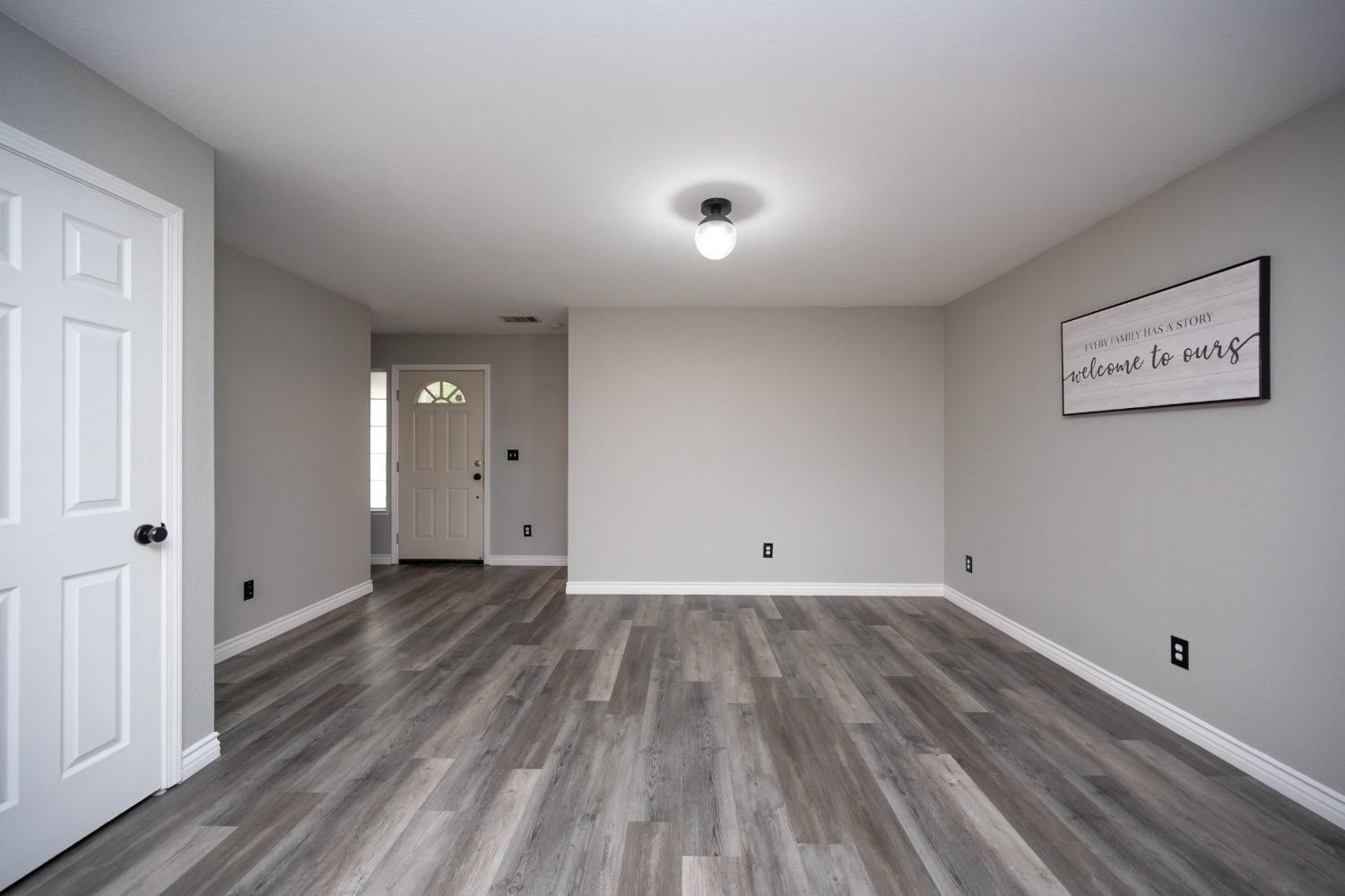 3041 Courtside Drive