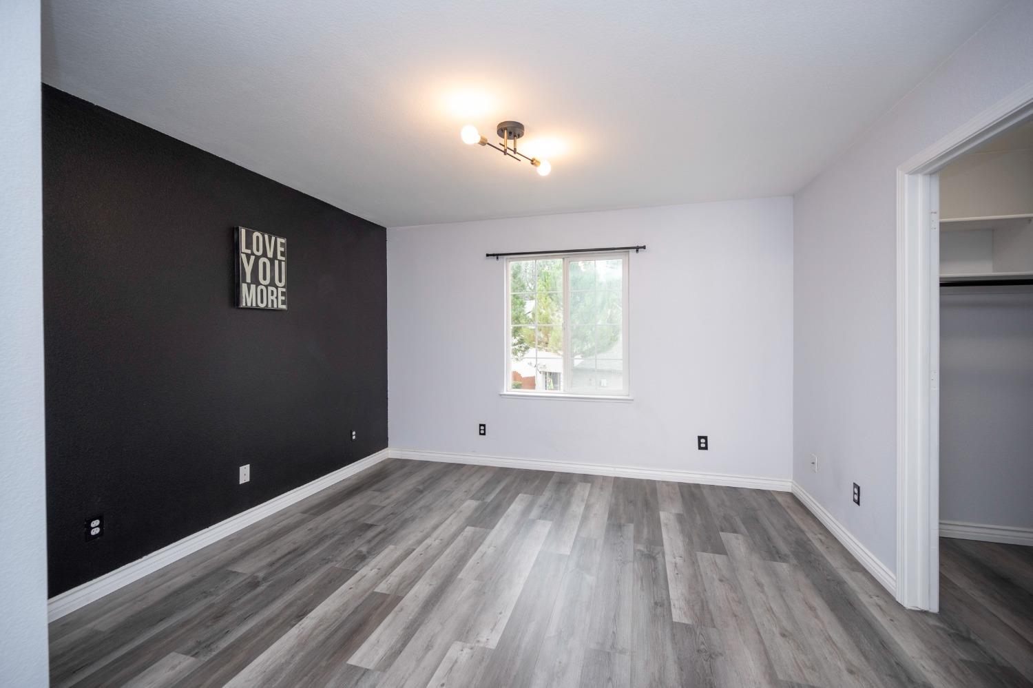 3041 Courtside Drive