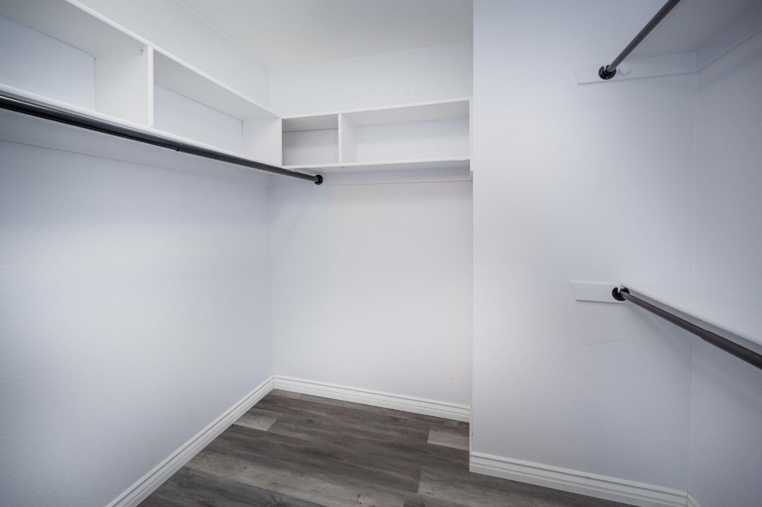 3041 Courtside Drive