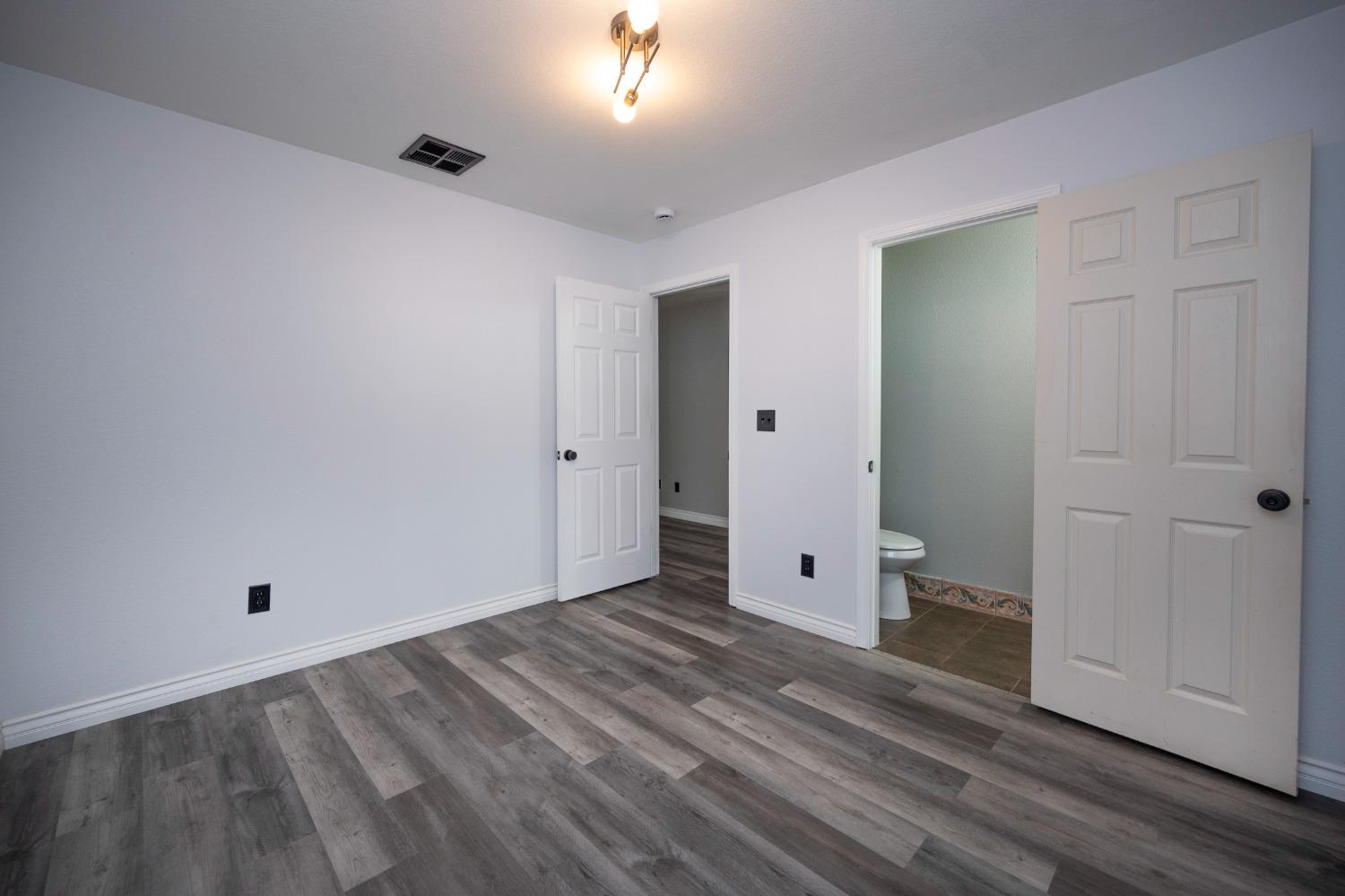 3041 Courtside Drive