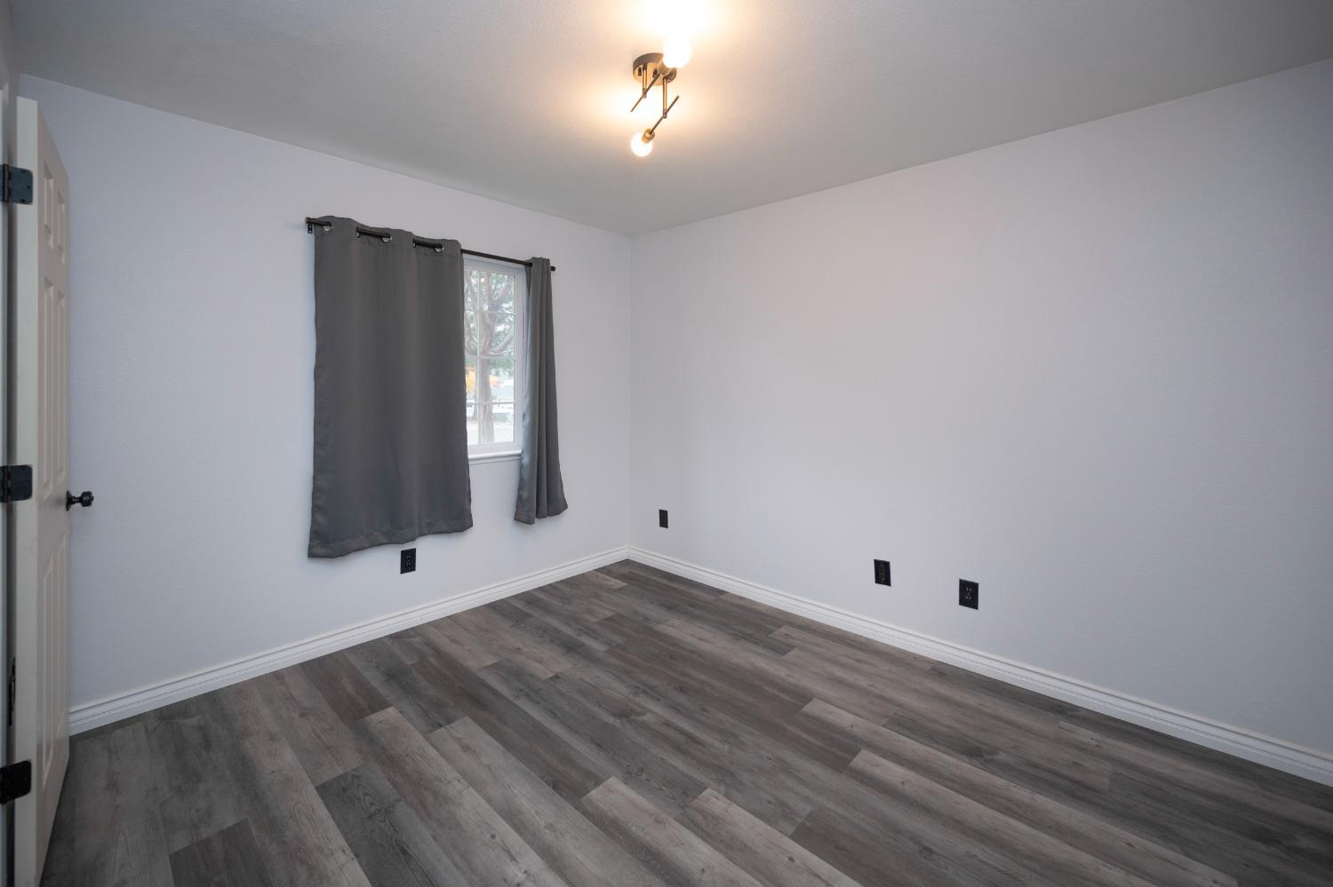 3041 Courtside Drive