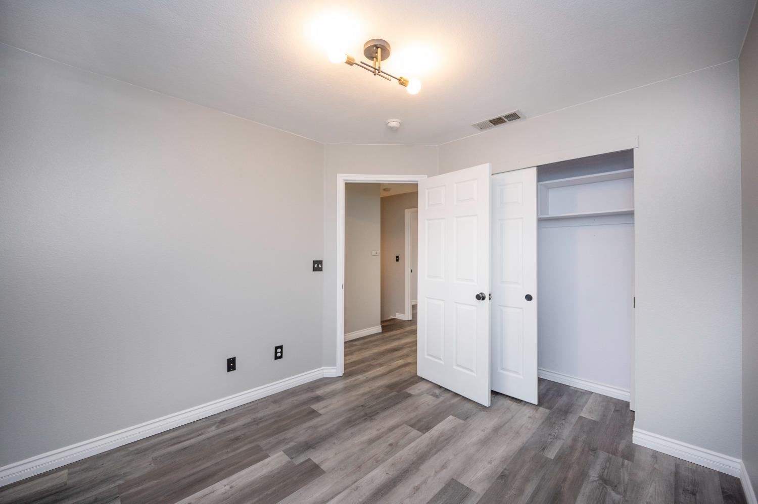 3041 Courtside Drive