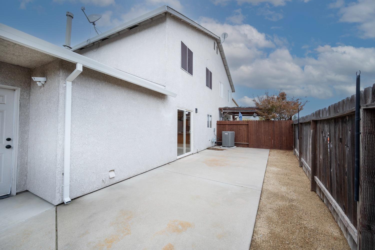 3041 Courtside Drive