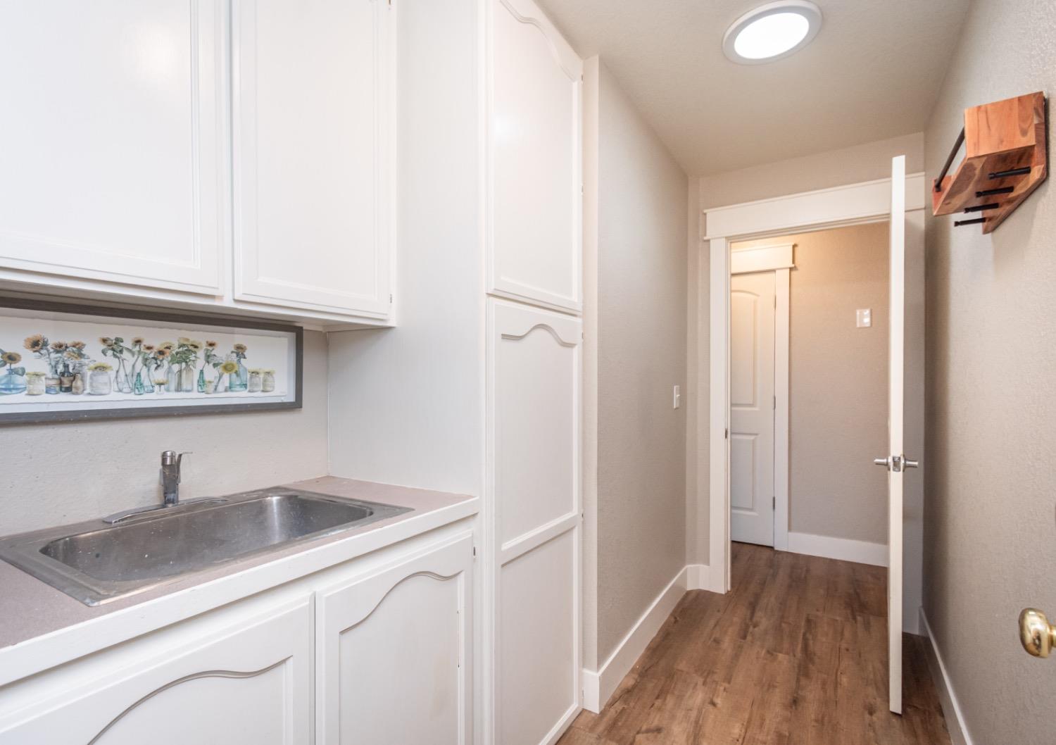 3265 Sandhurst Court