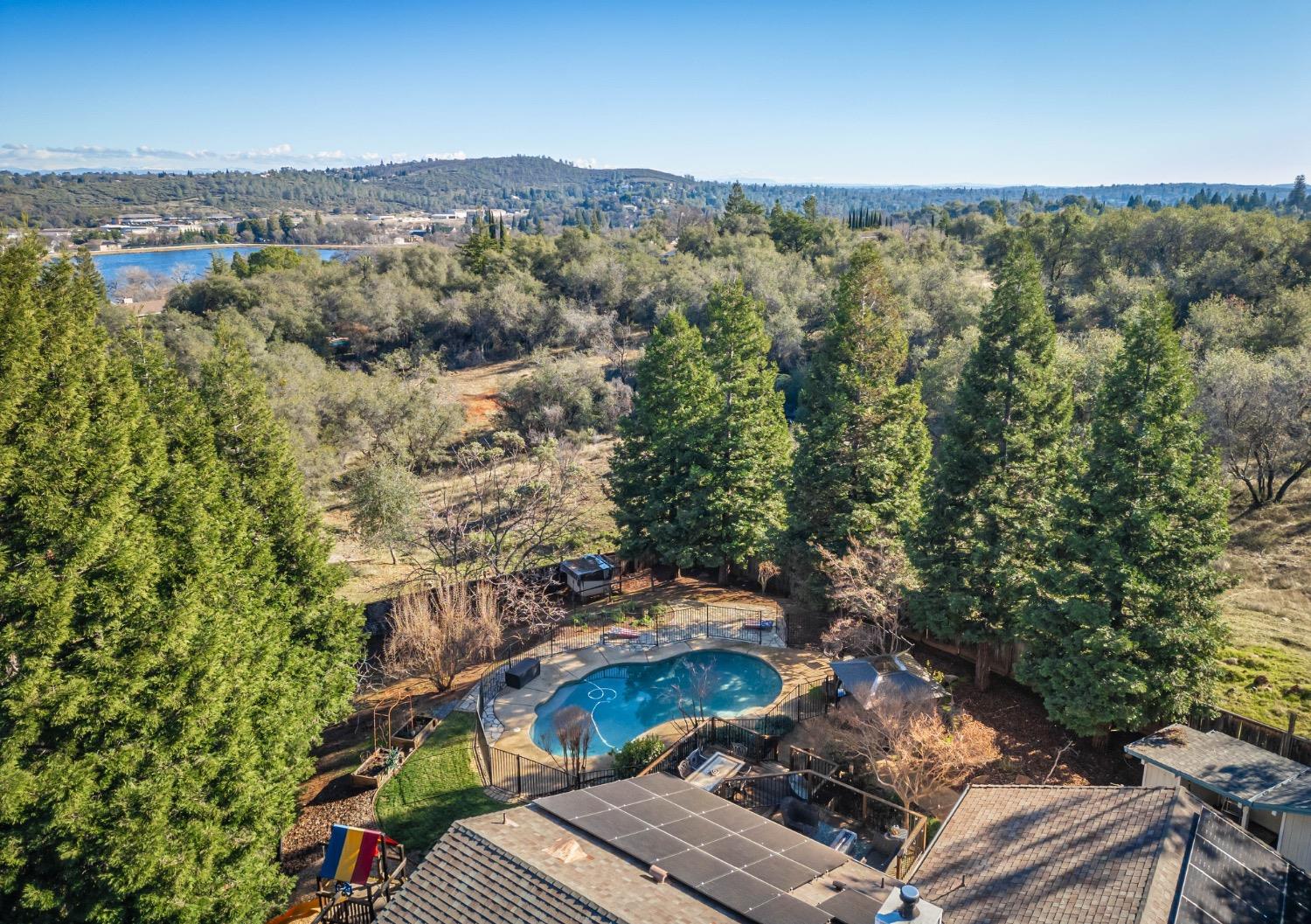 3265 Sandhurst Court