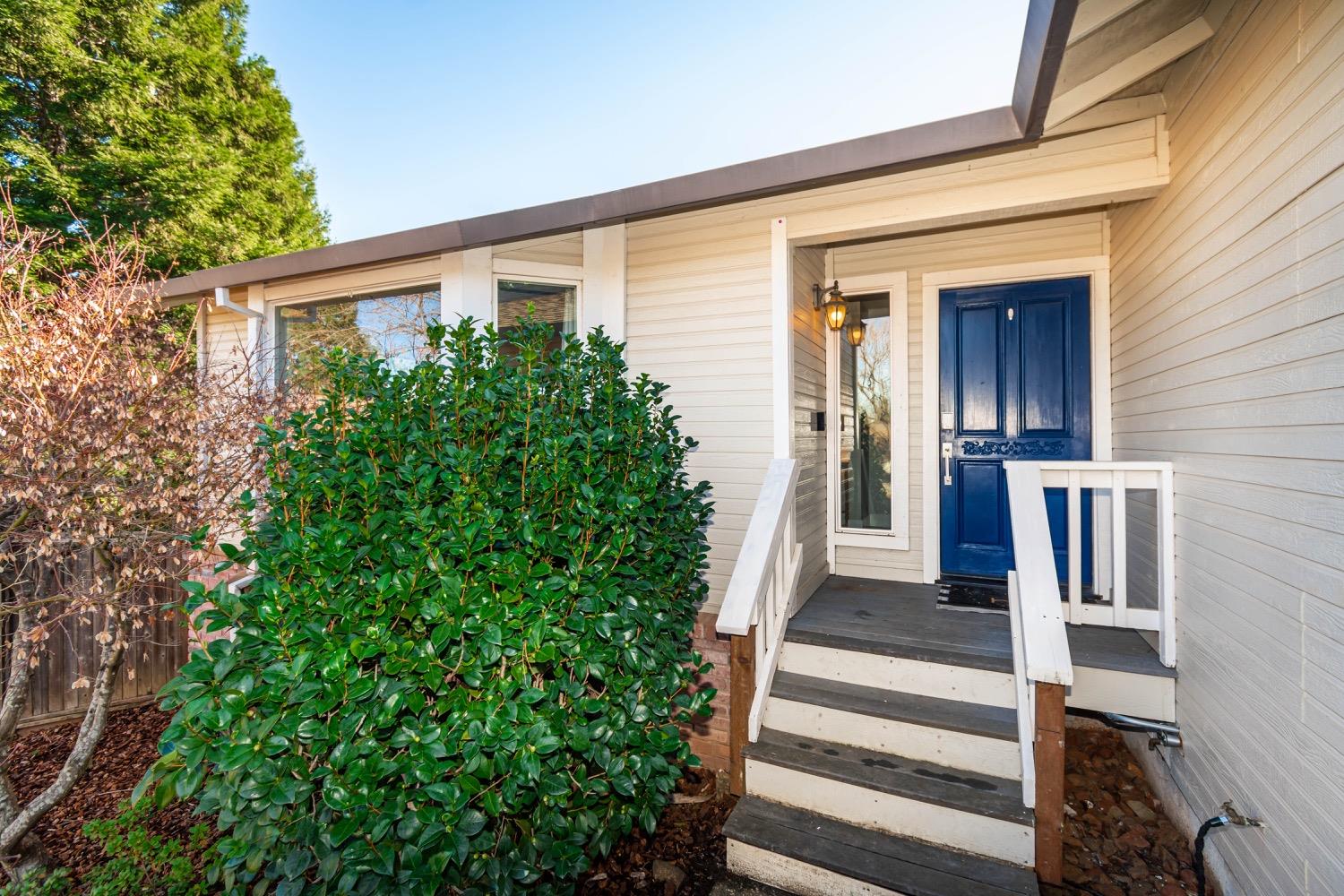 3265 Sandhurst Court