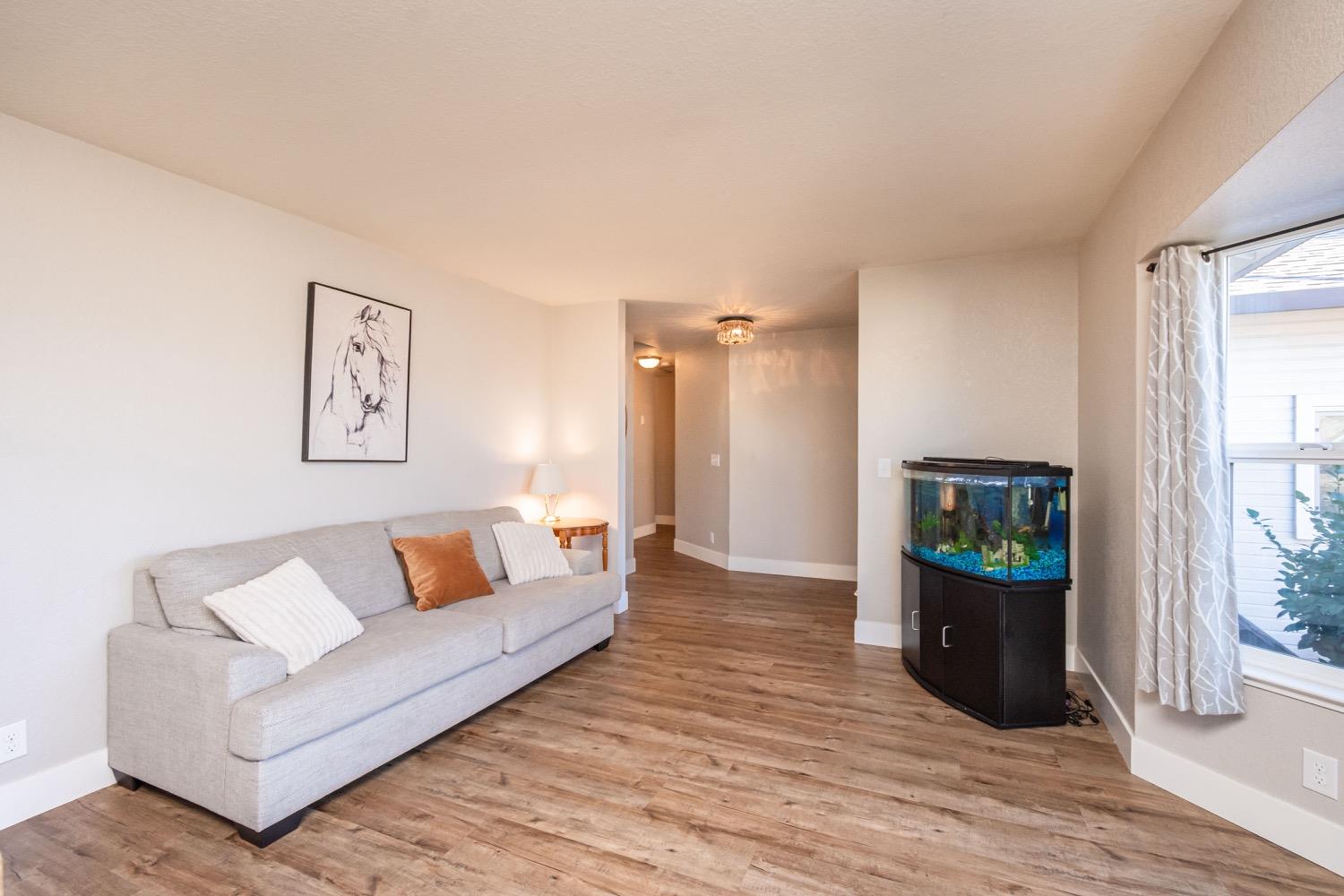 3265 Sandhurst Court