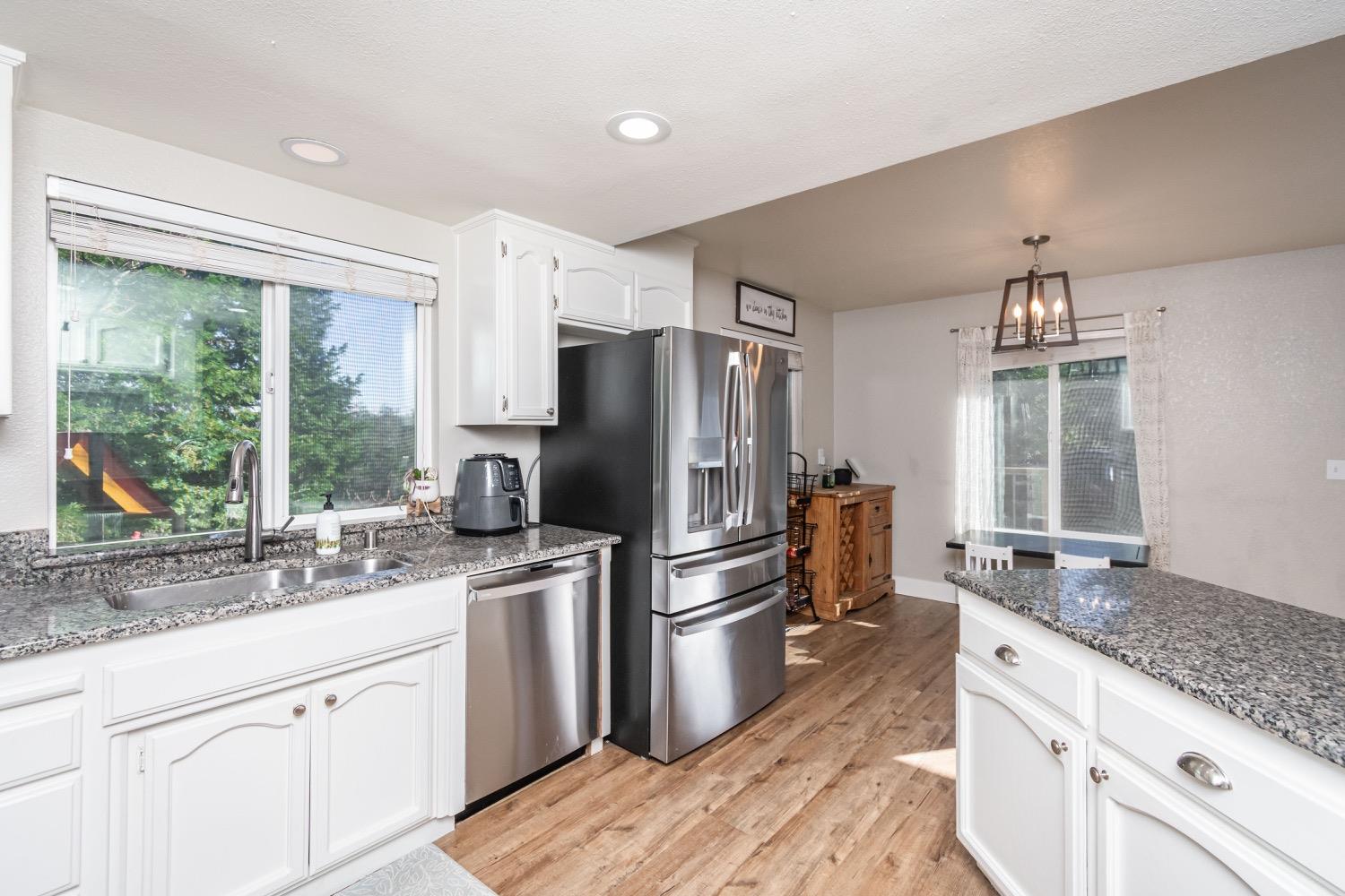 3265 Sandhurst Court