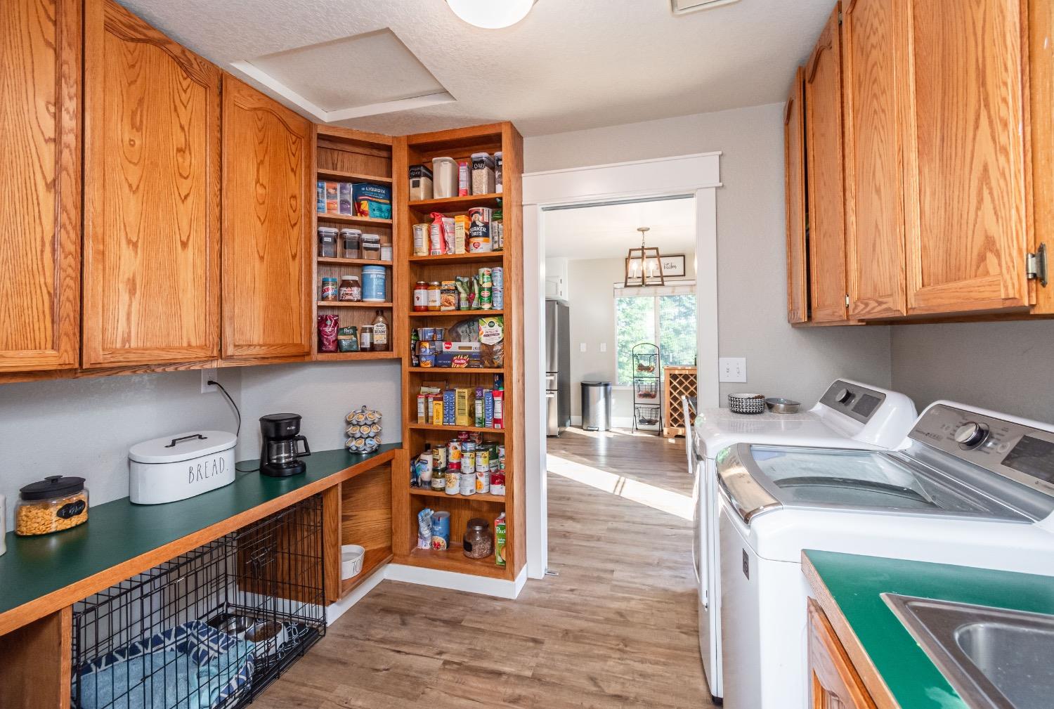 3265 Sandhurst Court