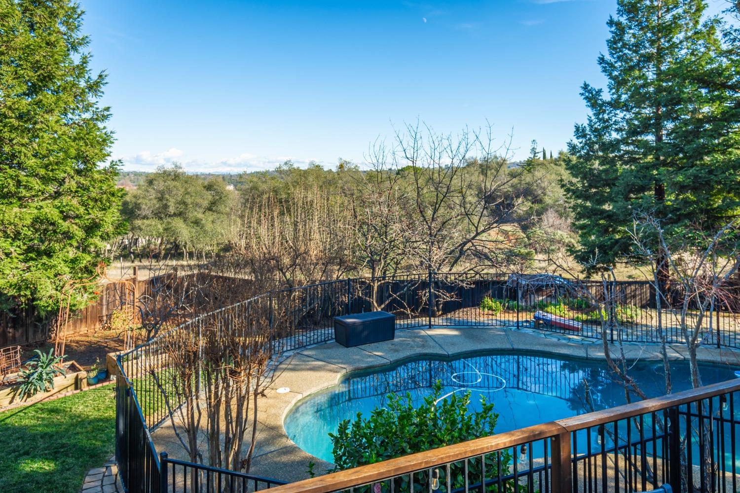 3265 Sandhurst Court