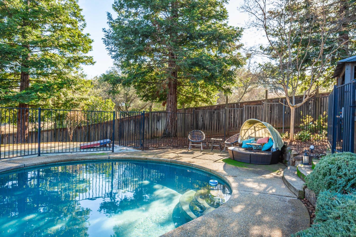 3265 Sandhurst Court