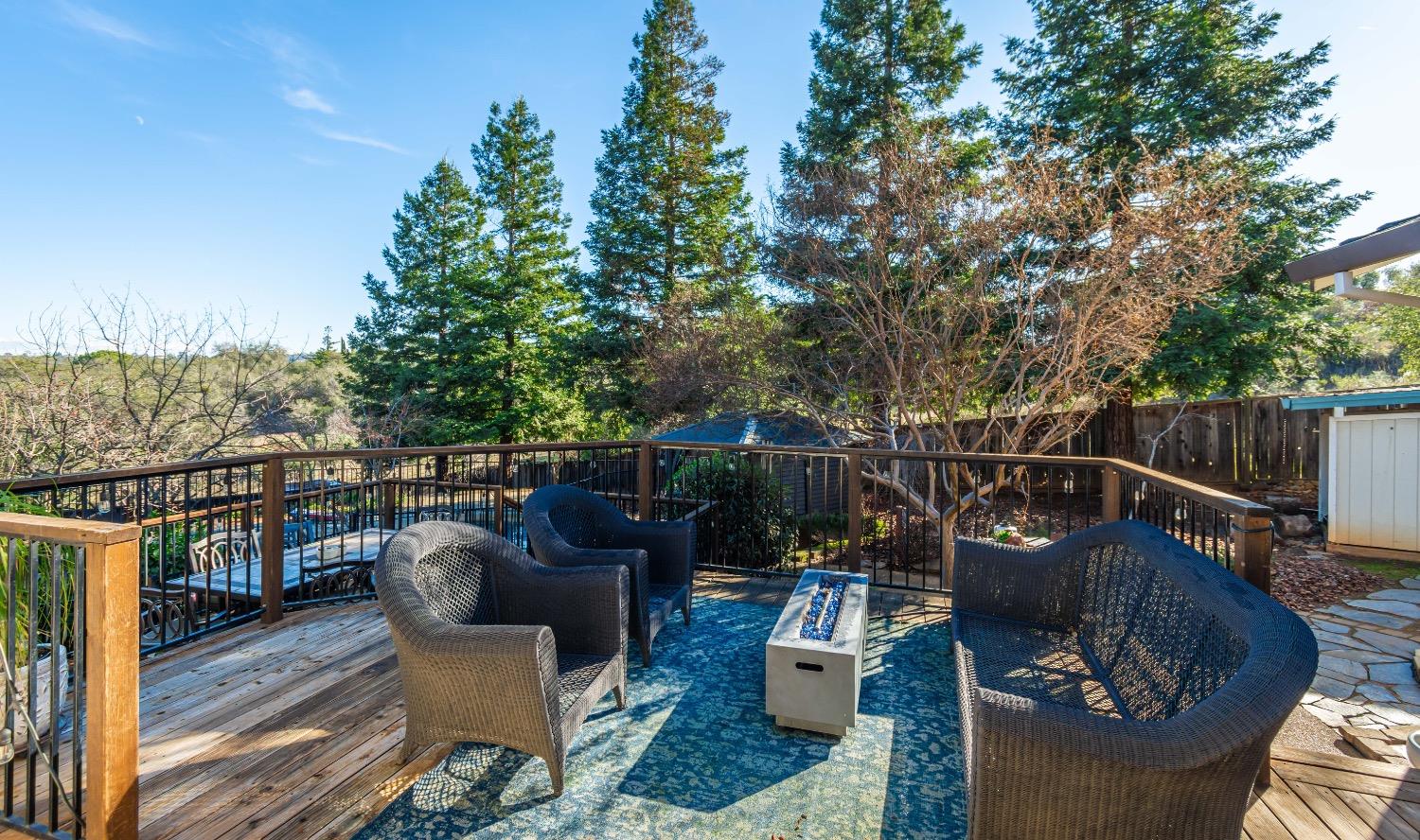 3265 Sandhurst Court