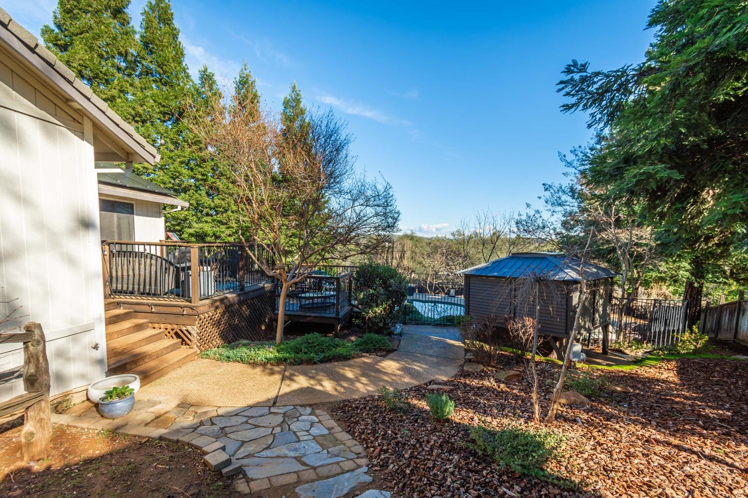 3265 Sandhurst Court