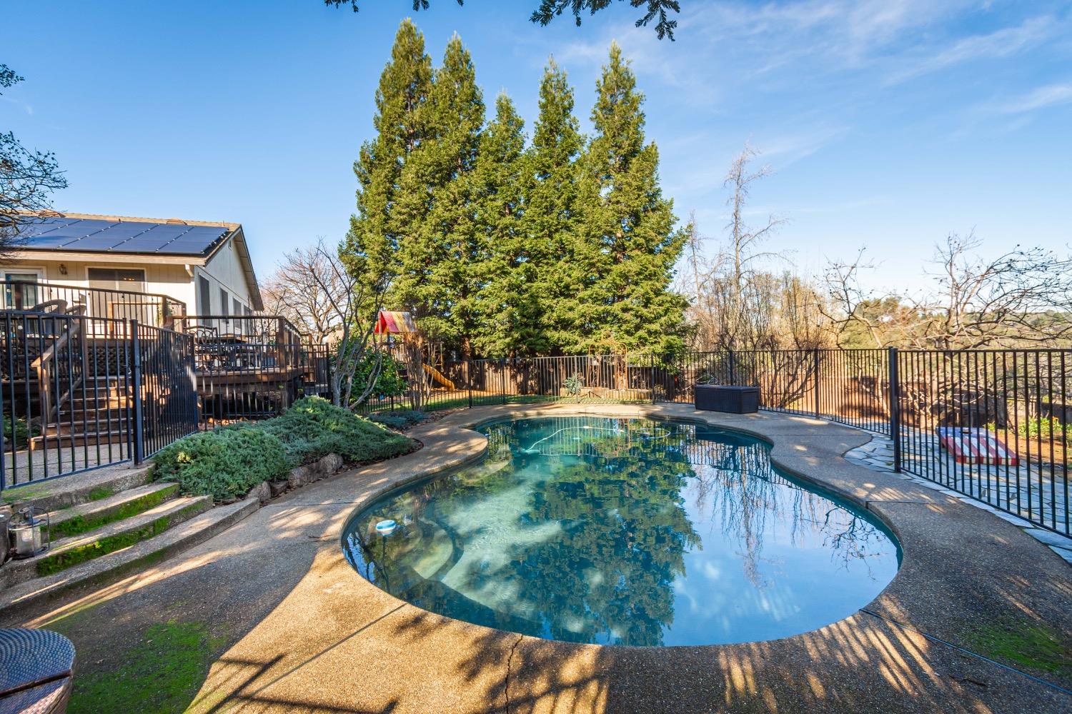 3265 Sandhurst Court