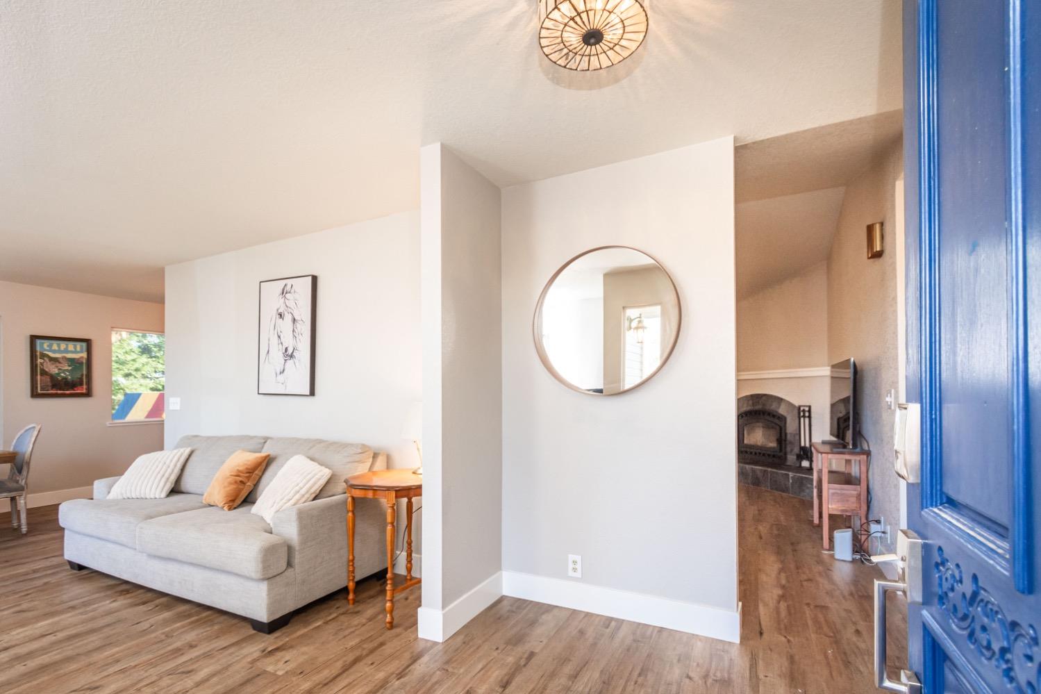 3265 Sandhurst Court