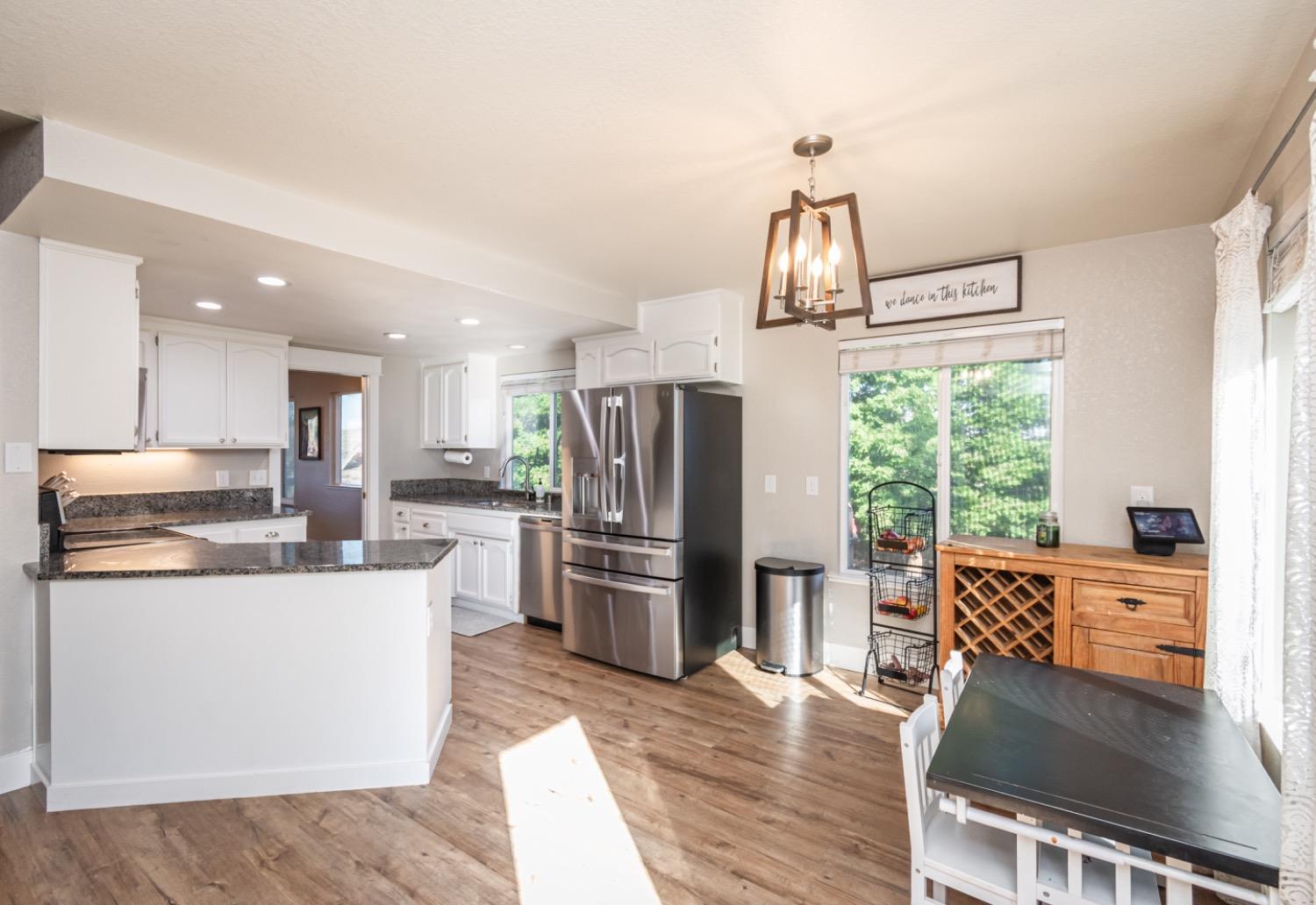 3265 Sandhurst Court