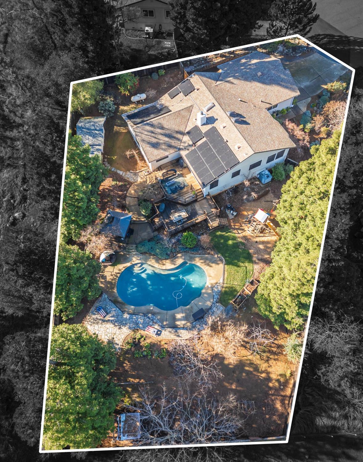 3265 Sandhurst Court