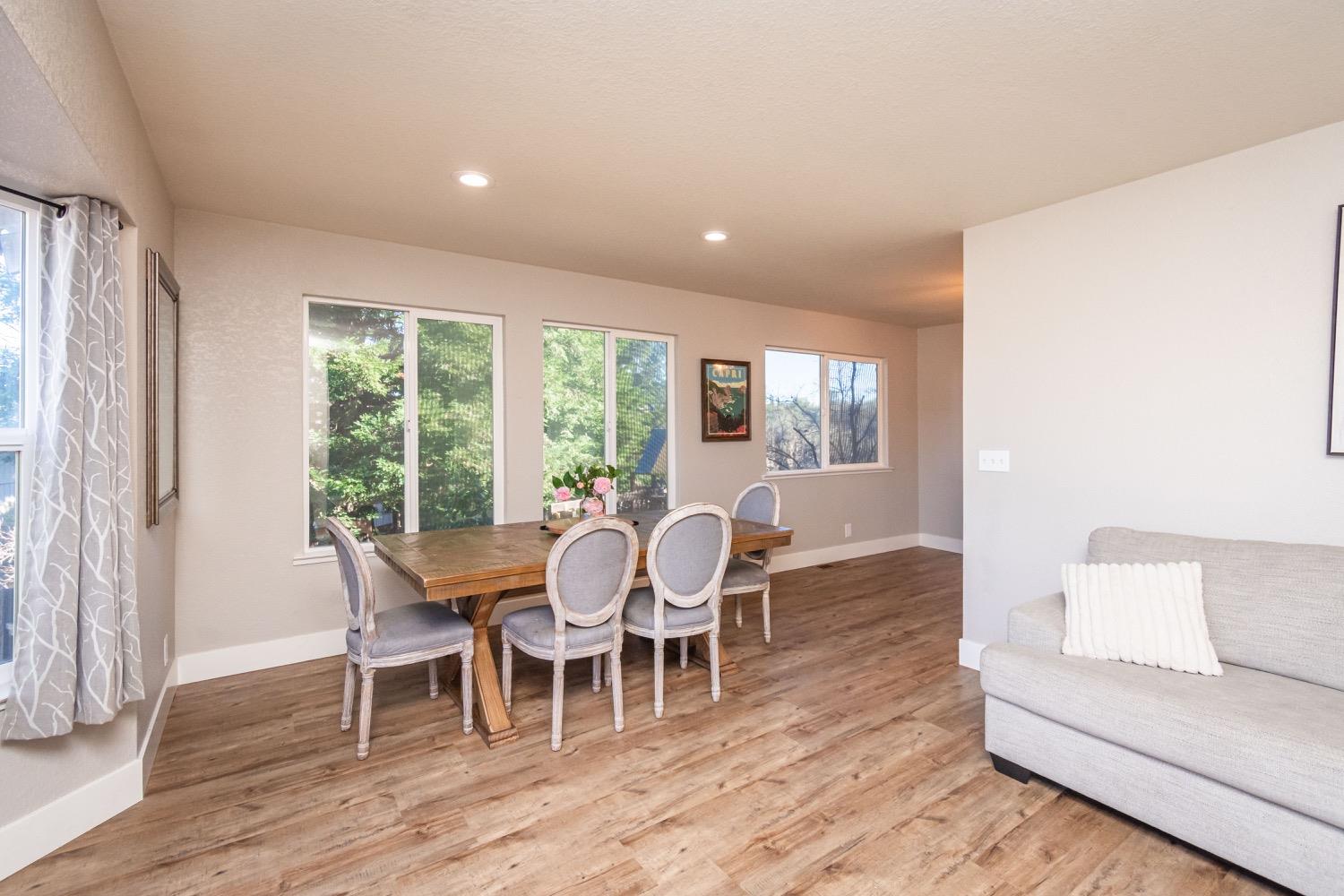 3265 Sandhurst Court