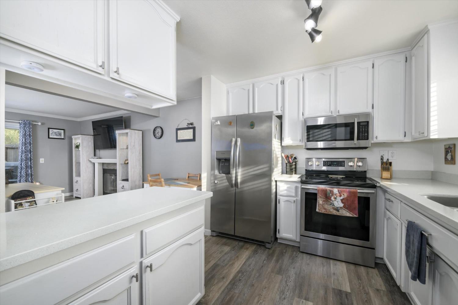 578 Diamond Meadows Loop