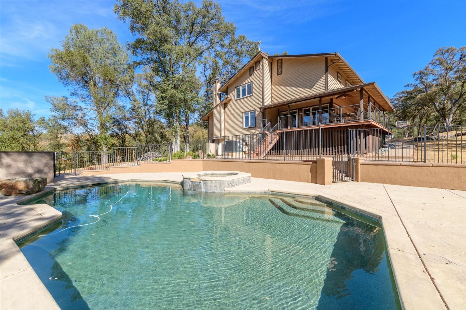 4701 Longview Road