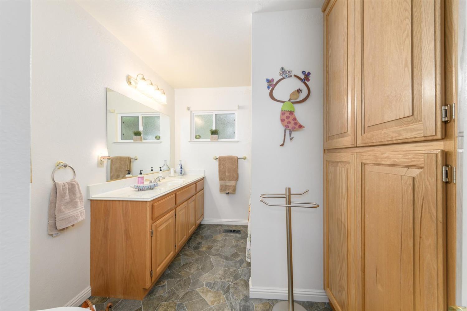 5760 Sierra Springs Drive