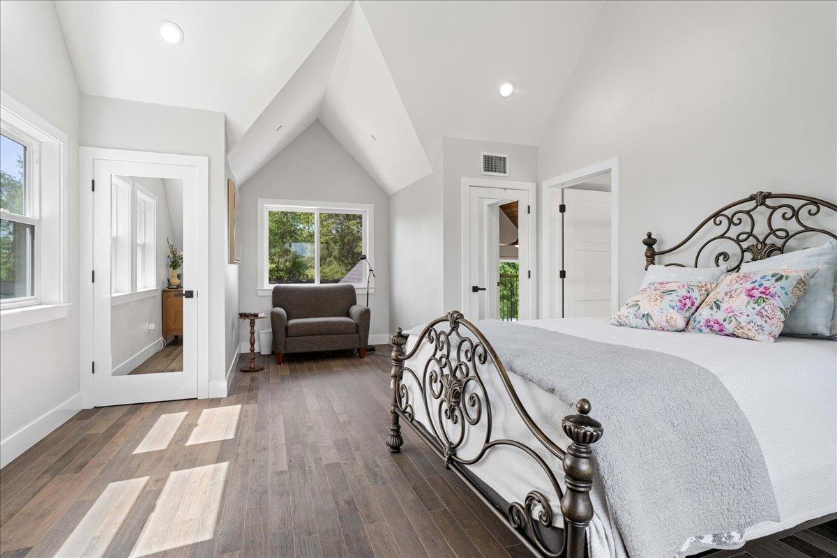 1508 Lomita Way