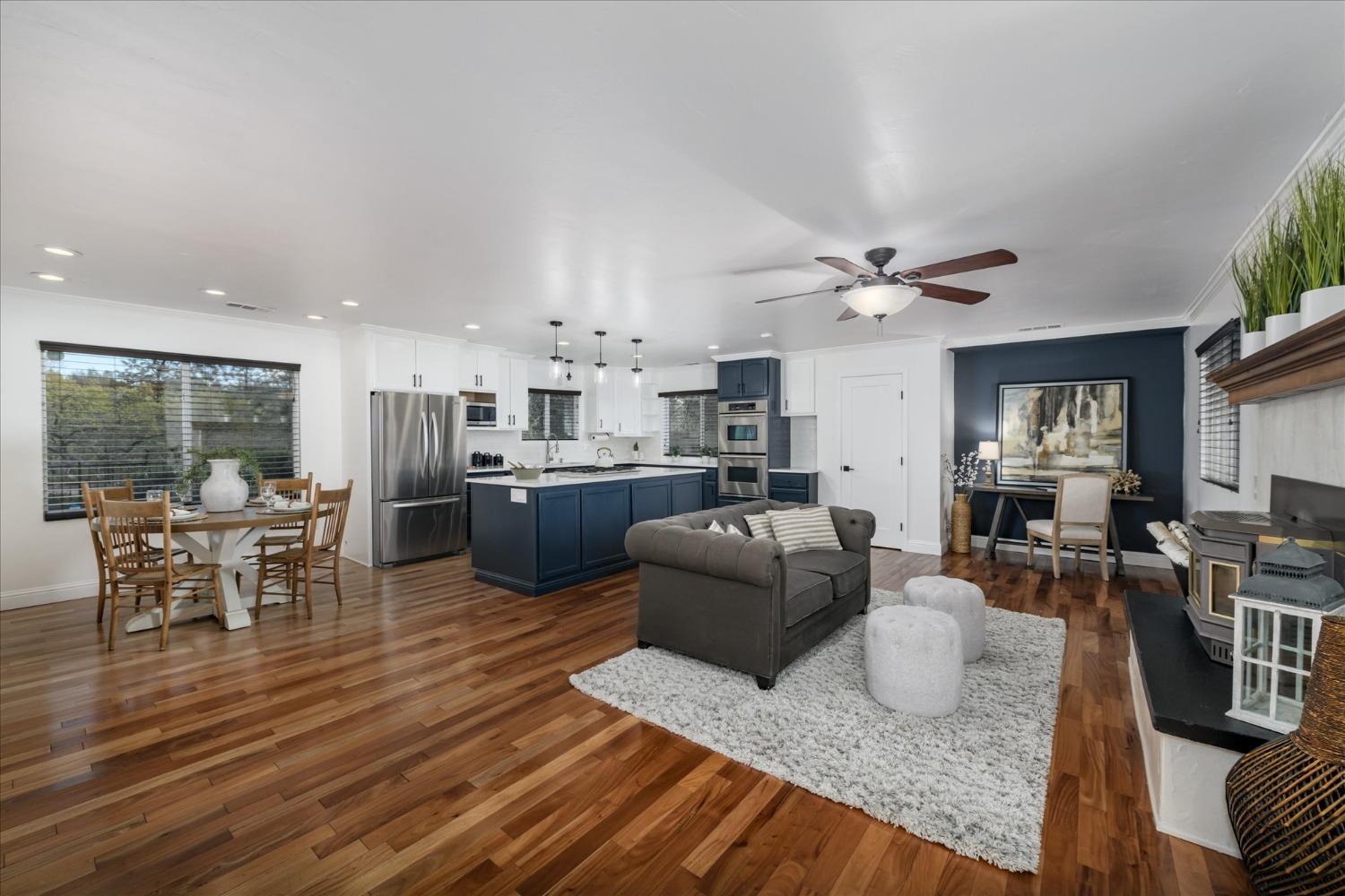 2574 Prescott Avenue